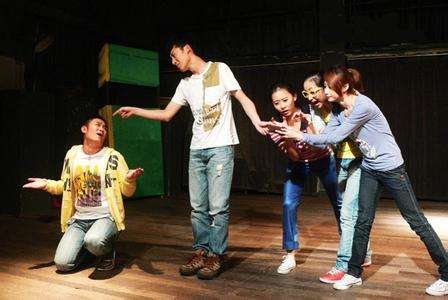 表演應該學習什么？